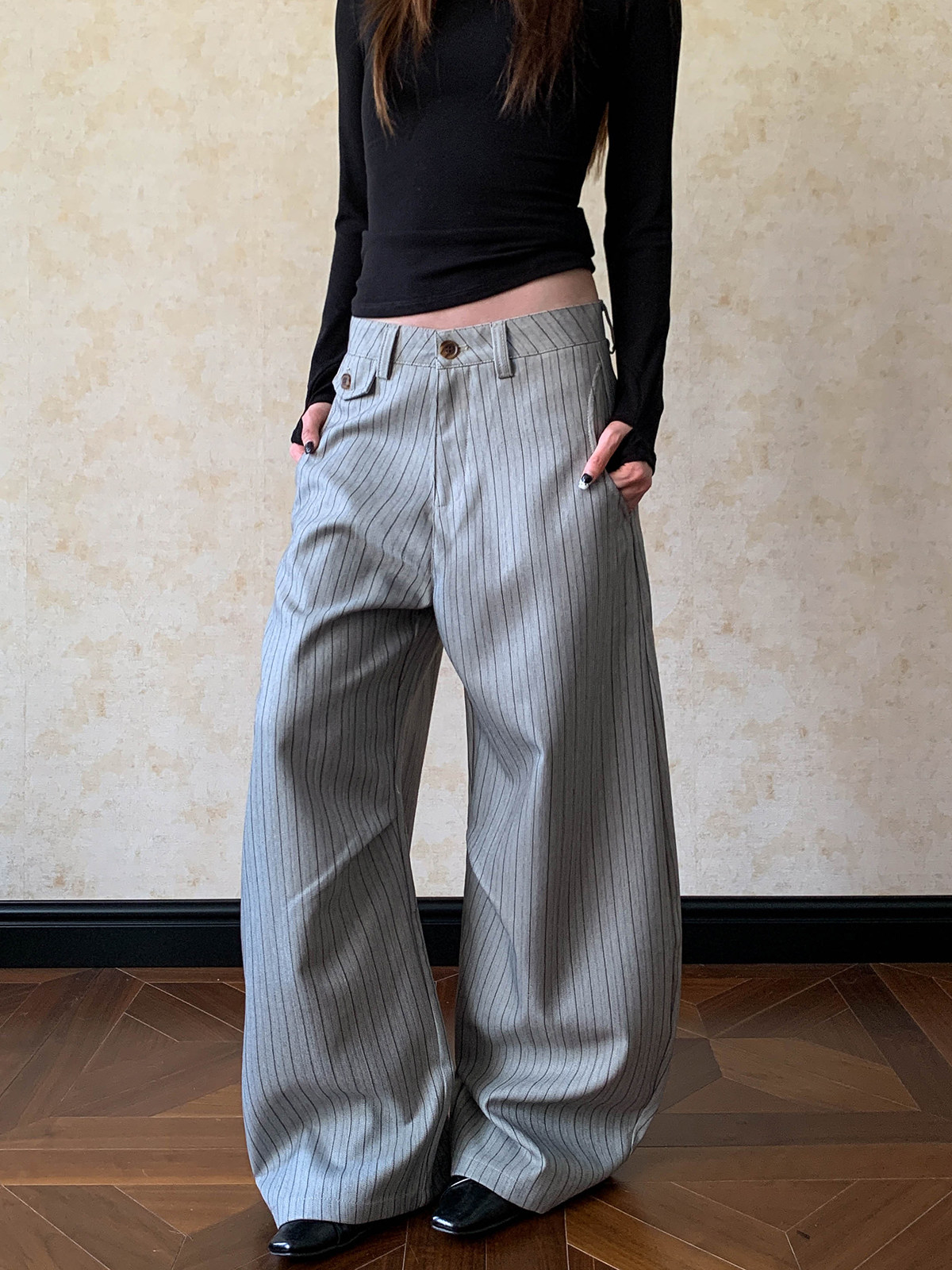 Tailored Trouser Wide - Celana Kasual Kaki Lebar Model Lipit